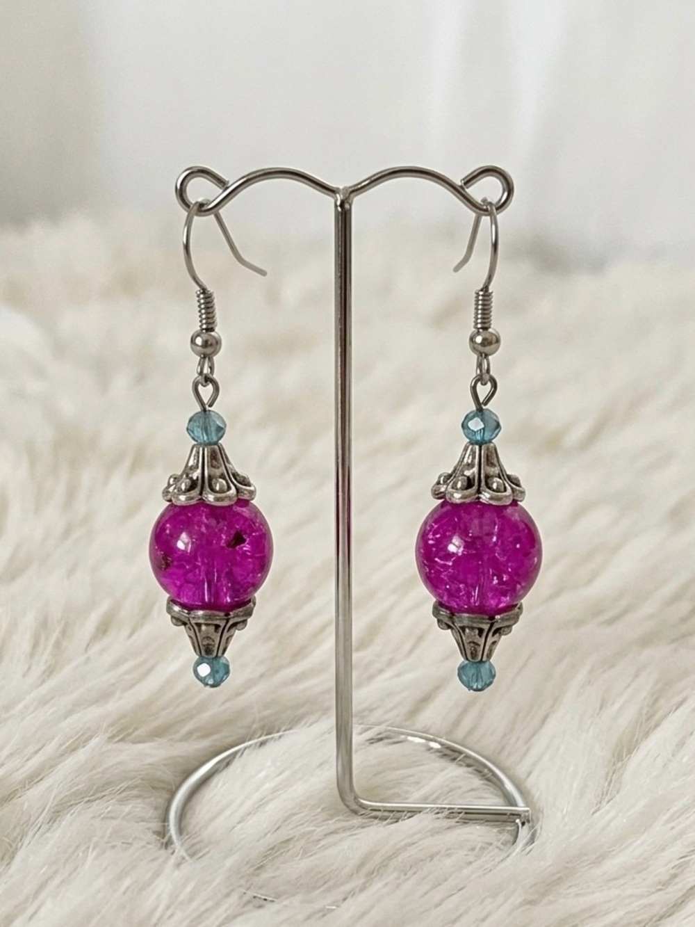 Pink/Purple Crackle Glass Bead Dangle Earrings Turquoise Accent Silver Tone Boho